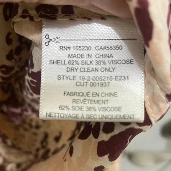 Equipment Femme Silk Blend Button Down Blouse - Picture 5 of 5